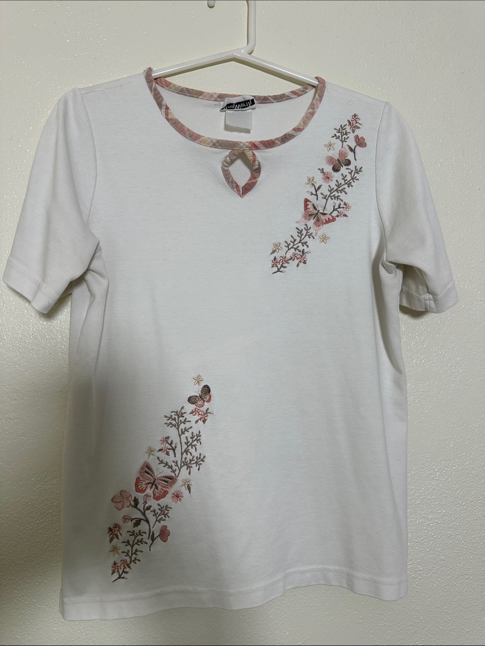 BonWorth White Short-Sleeve Tee with Pink Butterfly Embroidery